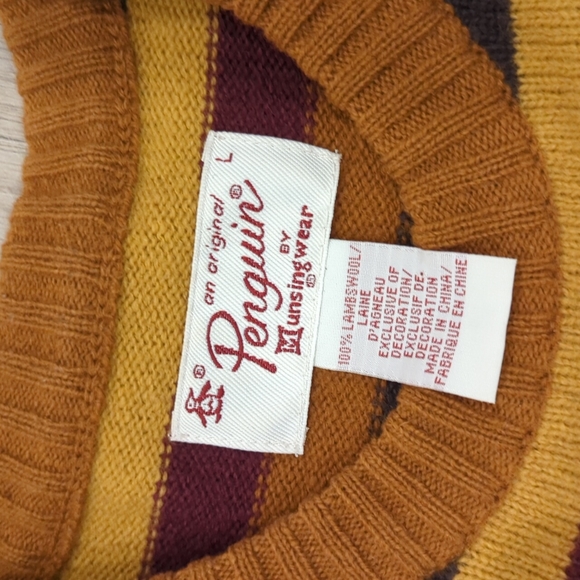 Original Penguin Sweater. Men's size Large - Picture 2 of 4